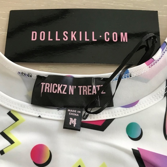 Trickz N’ Treatz  80’s 90’s Themed Halloween Costume Brief top and  Bottoms sz M - Picture 2 of 4